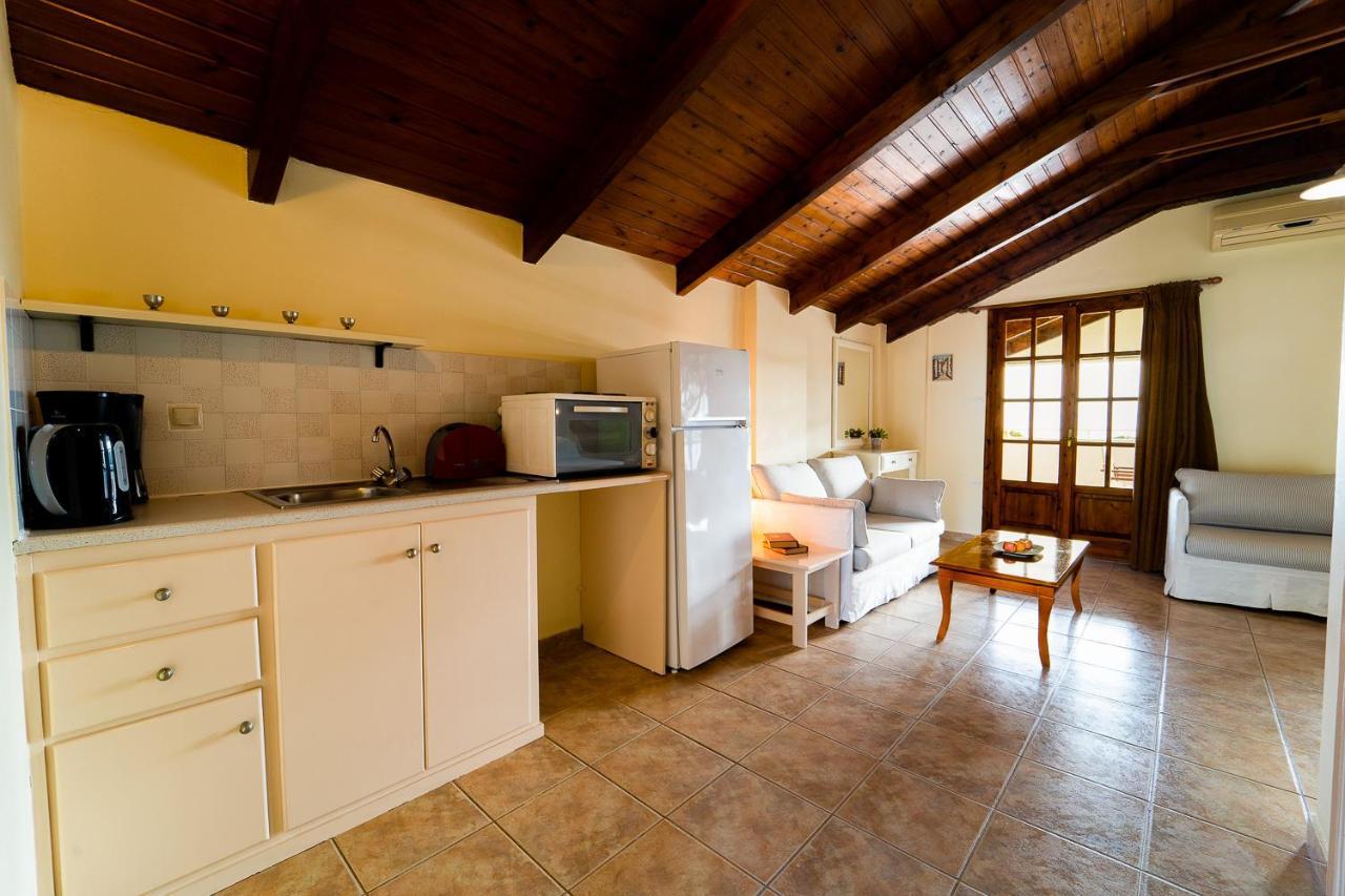 Ionio Holidays Katerina Apartments Vasilikí Esterno foto