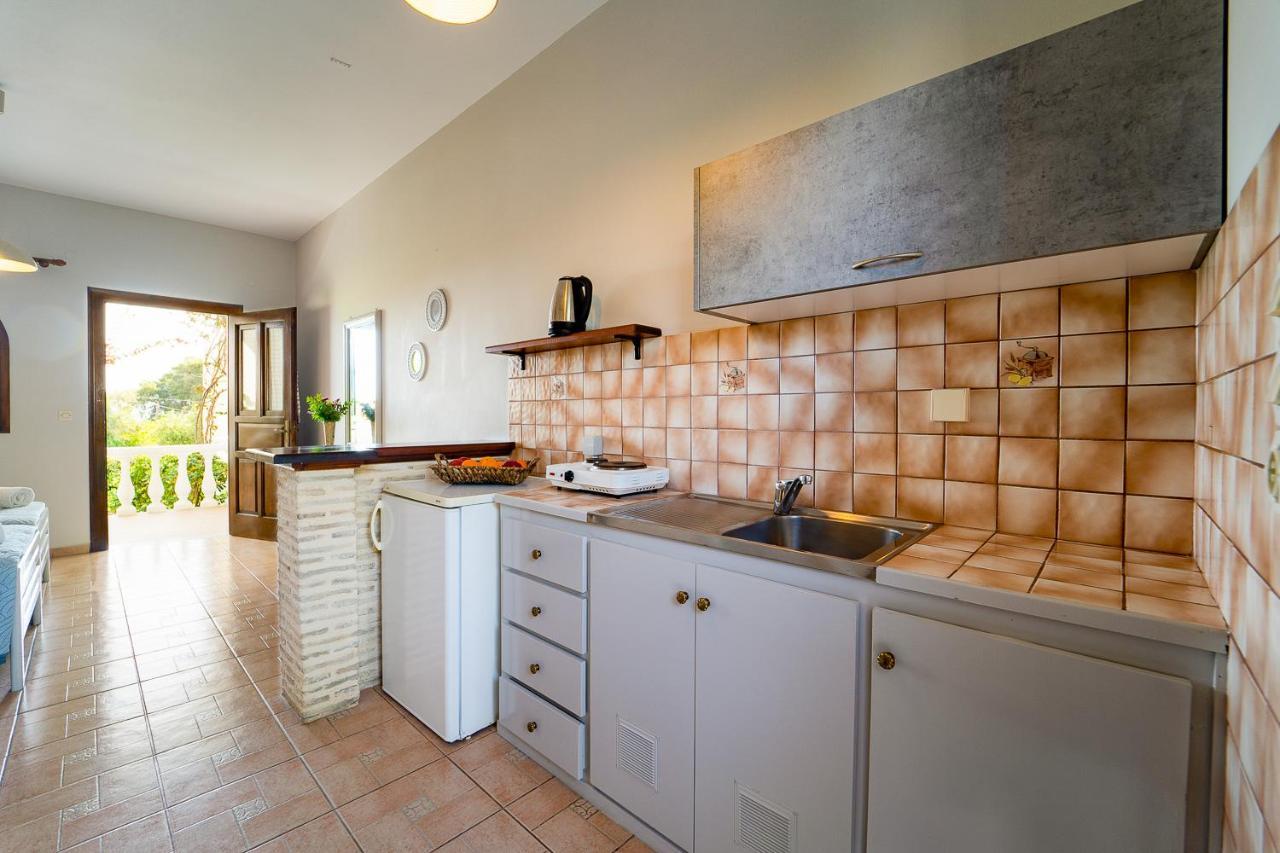 Ionio Holidays Katerina Apartments Vasilikí Esterno foto