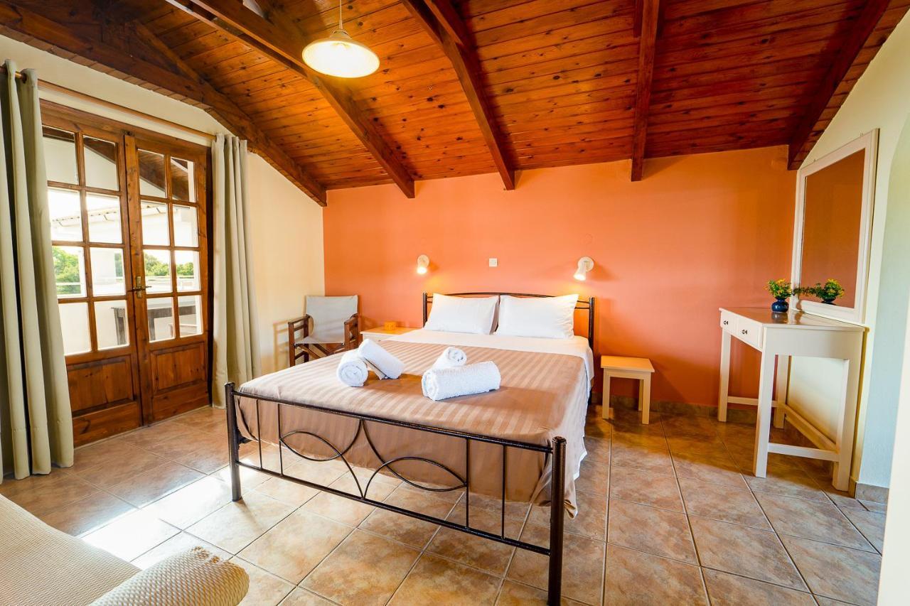 Ionio Holidays Katerina Apartments Vasilikí Esterno foto