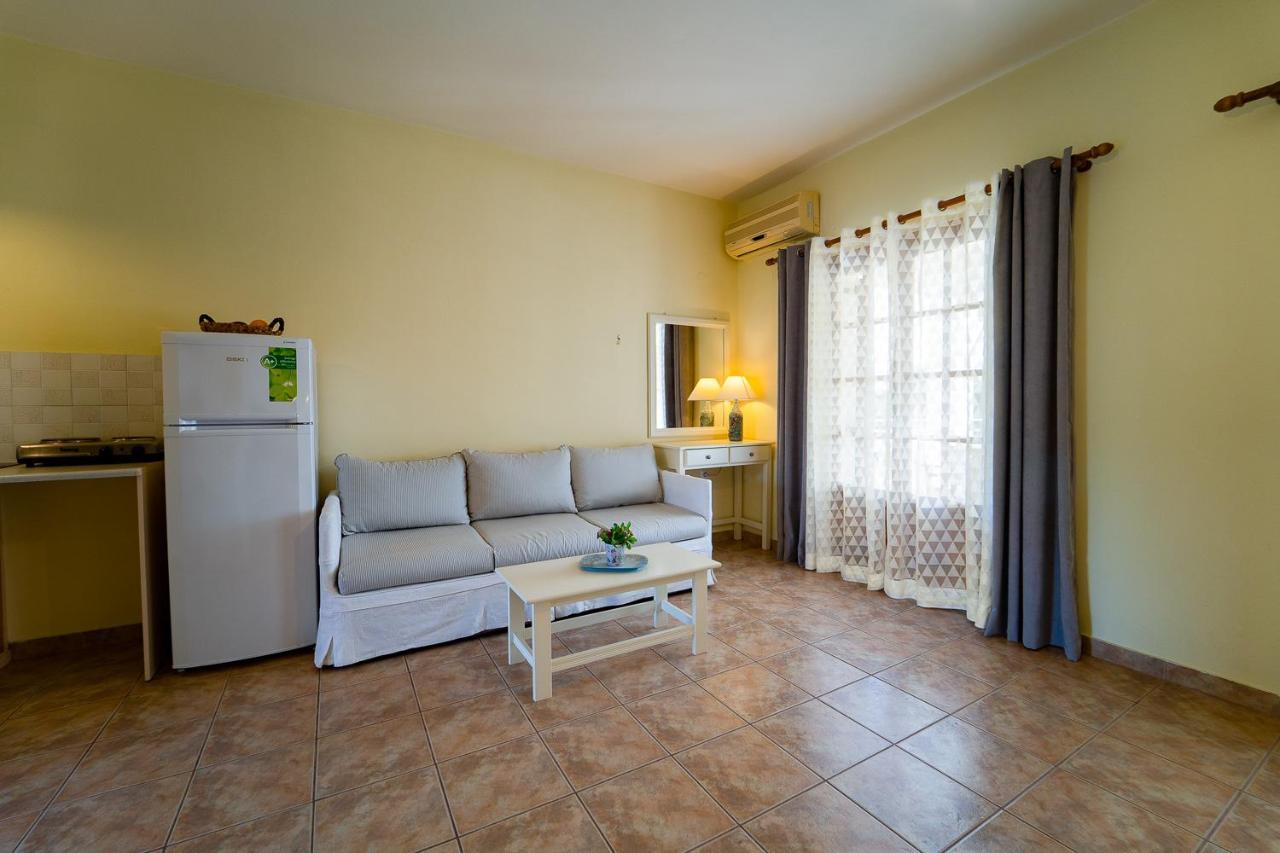Ionio Holidays Katerina Apartments Vasilikí Esterno foto