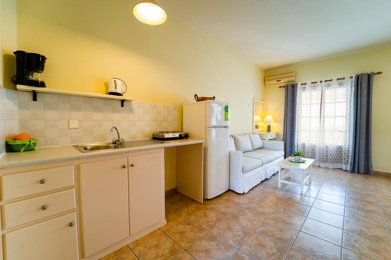 Ionio Holidays Katerina Apartments Vasilikí Esterno foto