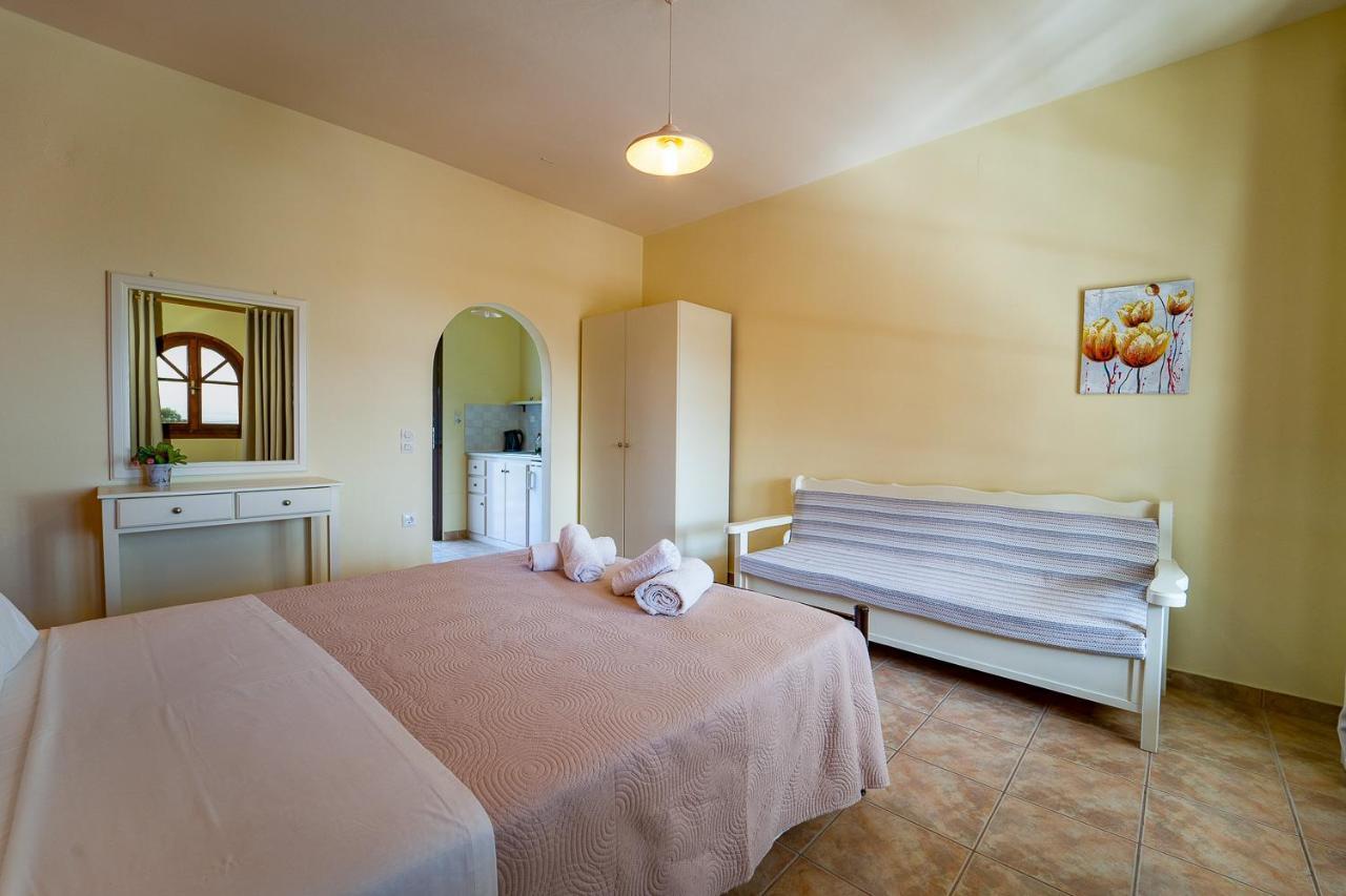 Ionio Holidays Katerina Apartments Vasilikí Esterno foto